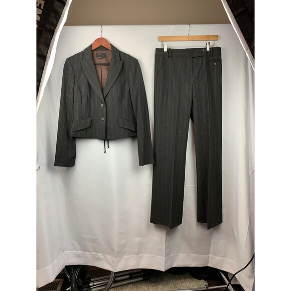 Women’s BCBG Maxazria Brown Suit Set Size M and Pant Size 10 - Picture 1 of 15